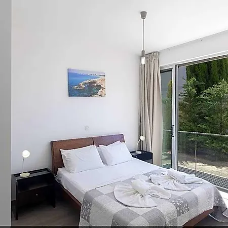 Hotel Ccv4 3*