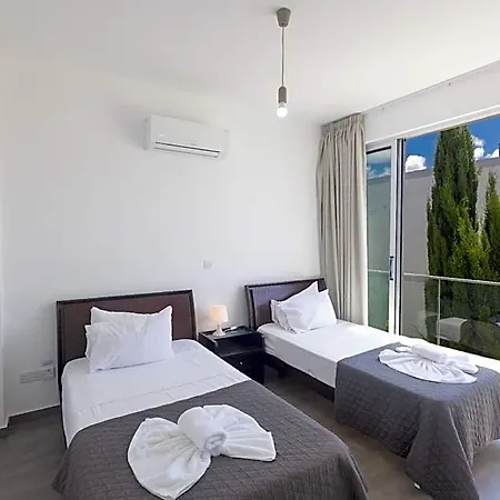 Ccv4 Hotel 3*