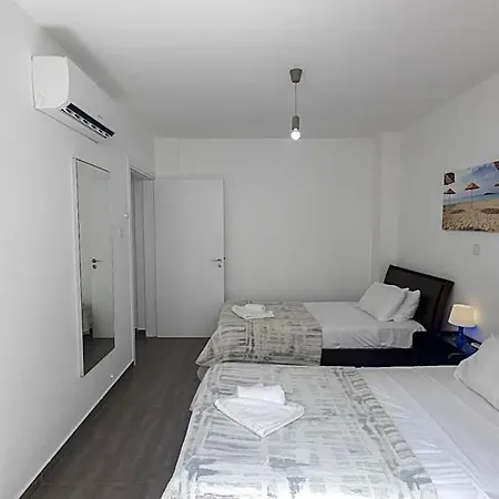 Hotel Ccv4 Protaras